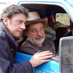 THE MISSING STAR, (aka LA STELLA CHE NON C'E, aka L'ETOILE MANQUANTE), Sergio Castellitto, director Gianni Amelio, on set, 2006. ©Lakeshore International