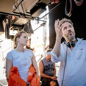 ARRIVAL, from left: Amy Adams, director Denis Villeneuve, on set, 2016. ph: Jan Thijs/© Paramount Pictures