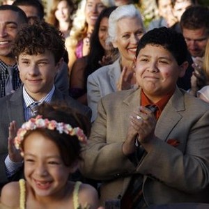 Modern Family, Nolan Gould (L), Aubrey Anderson-Emmons (C), Rico Rodriguez (R), 'The Wedding, Part 2', Season 5, Ep. #24, 05/21/2014, ©ABC