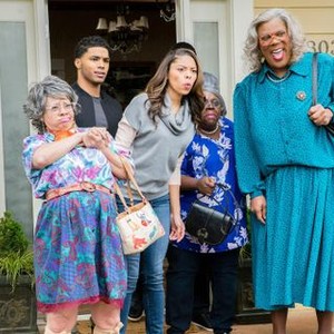 A MADEA FAMILY FUNERAL, (AKA TYLER PERRY'S A MADEA FAMILY FUNERAL), FROM LEFT: PATRICE LOVELY, ROME FLYNN, CIERA PAYTON, CASSI DAVIS, TYLER PERRY, 2019. PHOTO: CHIP BERGMAN/© LIONSGATE