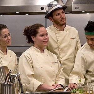 Top Chef, Stephanie Izard (L), Spike Mendelsohn (C), Dale Talde (R), 'Tailgating', Season 4: Chicago, Ep. #6, 04/16/2008, ©BRAVO