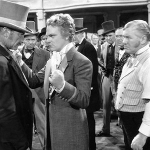 FRISCO KID, James Cagney (clenched fist), Joseph Crehan (front right), 1935