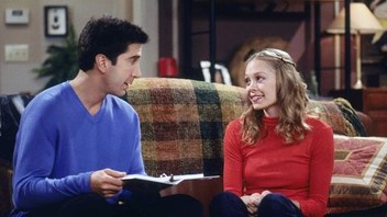 Friends season 6 episode 18 watch online outlet