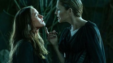 When is van helsing season 3 coming to new arrivals netflix