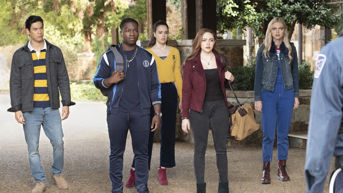 Legacies season 1 episode hot sale 1 online free 123movies