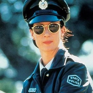 Children of the Revolution (1996) photo 3