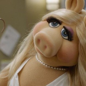 miss piggy pigging out