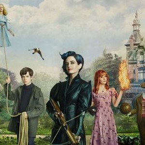 "Miss Peregrine&#39;s Home for Peculiar Children photo 18"