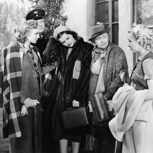 THE LADY VANISHES, front from left: Googie Withers, Margaret Lockwood, Dame May Whitty, Sally Stewart, 1938