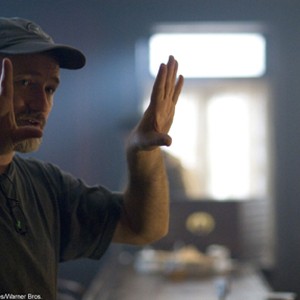 Director David Fincher on the set of "The Curious Case of Benjamin Button." photo 17
