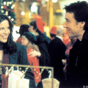 Kate Beckinsale and John Cusack in a scene from Peter Chelsom's SERENDIPITY. photo 8