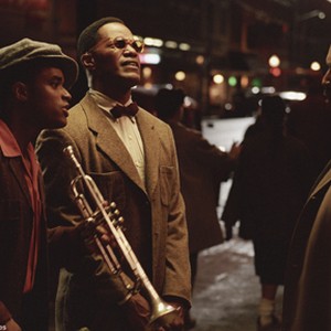 (L to r) A young Quincy Jones (LARENZ TATE) and Ray Charles (JAMIE FOXX) make the rounds of the Seattle jazz scene in the musical biographical drama, Ray. photo 4