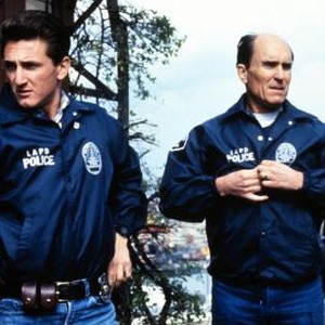 Colors (1988) photo 16