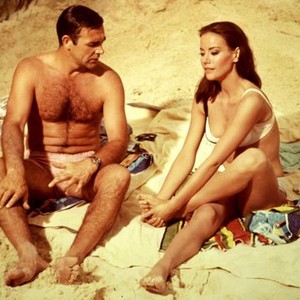 THUNDERBALL, Sean Connery, Claudine Auger, 1965