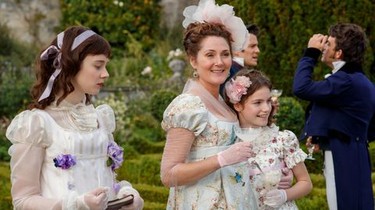 Watch bridgerton best sale online free fmovies