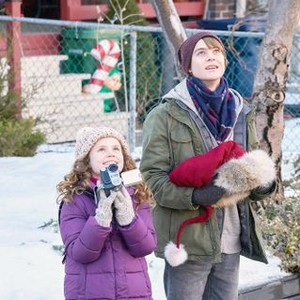 THE CHRISTMAS CHRONICLES, FROM LEFT: DARBY CAMP, JUDAH LEWIS, 2018. PH MICHAEL GIBSON/© NETFLIX