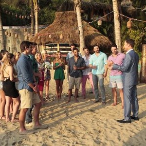 Bachelor in Paradise, from left: Tenley Molzahn, Jonathan Holloway, JJ Lane, Dan Cox, Mikey Tenerelli, 'Episode 201A', Season 2, Ep. #1, 08/02/2015, ©ABC