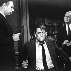 MIRAGE, George Kennedy, Gregory Peck, Leif Erickson, 1965, held at gunpoint