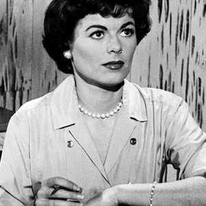 Barbara Hale as Dell Street