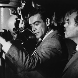 FROM RUSSIA WITH LOVE, from left: Sean Connery, Pedro Armendariz, 1963 fromrussiawithlove1963-fsct009(fromrussiawithlove1963-fsct009)