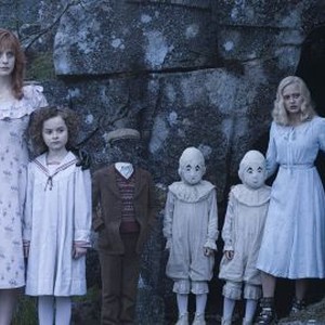 Miss Peregrine's Home for Peculiar Children (2016) photo 13