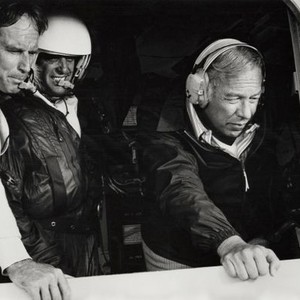 AIRPORT 1975, Charlton Heston, Ed Nelson, George Kennedy, 1974