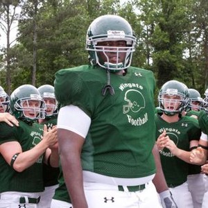 THE BLIND SIDE, foreground: Quinton Aaron, 2009. Ph: Ralph Nelson/©Warner Bros.