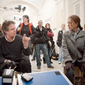THE DEBT, from left: director John Madden, Helen Mirren, on set, 2010. ph: Laurie Sparham/©Focus Features