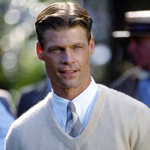 JOEL GRETSCH stars as legendary golfer Bobby Jones. photo 16