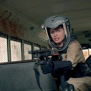 Rachel Nichols as Lauren in "Pandemic." photo 4