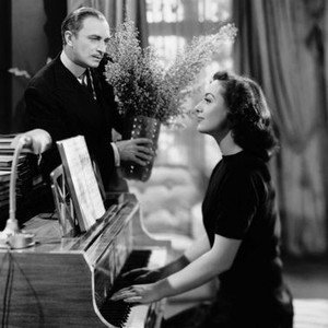A WOMAN'S FACE, fromleft: Conrad Veidt, Joan Crawford, 1941