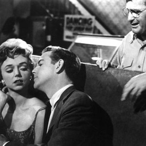ATTACK OF THE 50 FOOT WOMAN, Yvette Vickers, William Hudson, Frank Chase, 1958