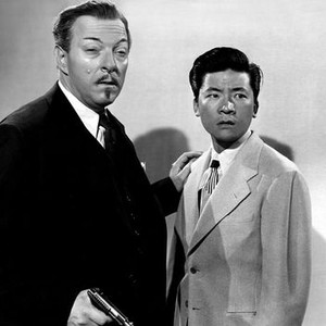 THE CHINESE RING, from left: Roland Winters, Victor Sen Young, 1947