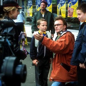 MILLIONS, Alex Etel, director Danny Boyle, Lewis McGibbon on set, 2004, © Fox Searchlight