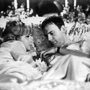 SLEEPING CAR MURDER, (aka COMPARTIMENT TUEURS), Simone Signoret, Jean-Louis Trintignant, 1966