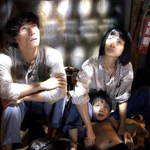 THE BEAUTIFUL COUNTRY, Damien Nguyen, Thi Kim Xuan Chau, Bai Ling, 2004, (c) Sony Pictures Classics