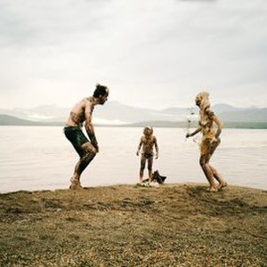 HEDI SCHNEIDER IS STUCK, (aka HEDI SCHNEIDER STECKT FEST), from left: Hans Low, Leander Nitsche, Laura Tonke, 2015. © Pandora Film