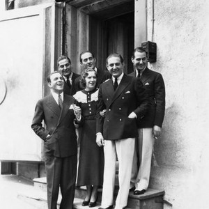 MANY HAPPY RETURNS, (front row) George Burns, Gracie Allen, Guy Lombardo, (back row) Vincent Lombardo, Carmen Lombardo, Lebert Lombardo on set, 1934