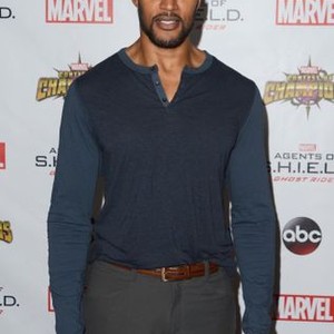 Henry Simmons at arrivals for Marvel's Agents of SHIELD Season 4 Premiere, Pacific Theatres at the Grove, Los Angeles, CA September 19, 2016. Photo By: Priscilla Grant/Everett Collection