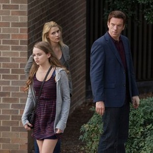 Homeland, Morgan Saylor (L), Claire Danes (C), Damian Lewis (R), 'The Clearing', Season 2, Ep. #7, 11/11/2012, ©SHO