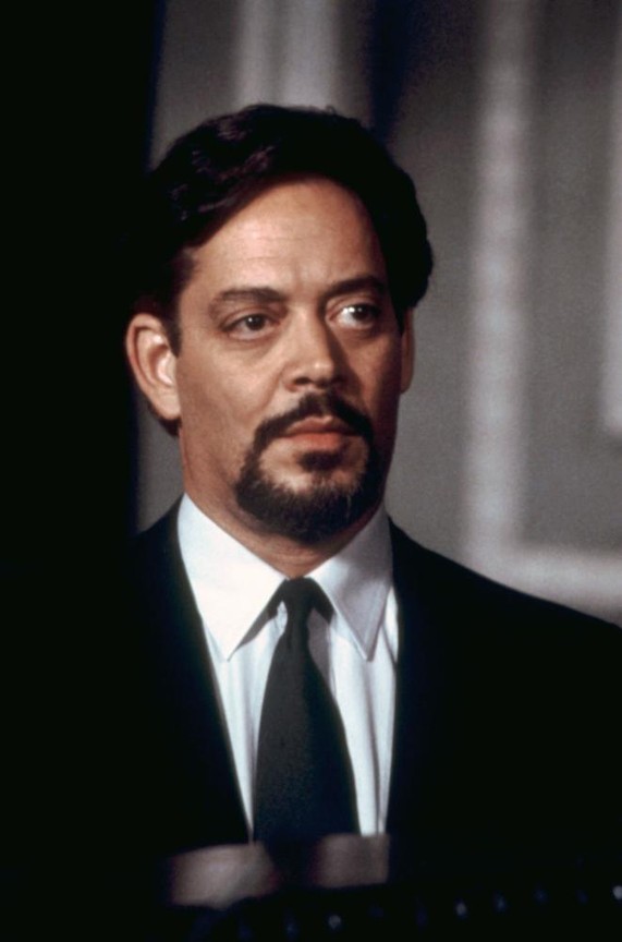 Raul Julia - Rotten Tomatoes