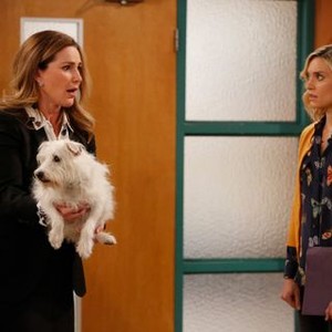 Mr. Robinson, Peri Gilpin (L), Spencer Grammer (R), 'Ain't Nothin' But A Hound Dog', Season 1, Ep. #3, 08/12/2015, ©NBC
