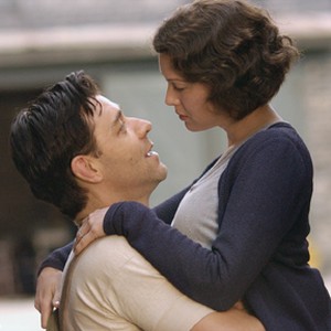 RUSSELL CROWE portrays boxer Jim Braddock, who entered the ring to provide for his family during the Great Depression--and became a national hero along the way--in Cinderella Man