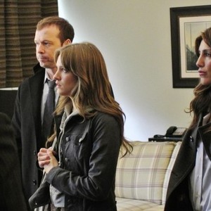 Blue Bloods, Donnie Wahlberg (L), Alexia Rasmussen (C), Jennifer Esposito (R), 'Working Girls', Season 2, Ep. #20, 04/27/2012, ©CBS