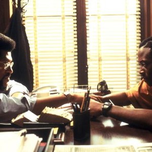 HIGHER LEARNING, from left: Laurence Fishburne, Omar Epps, 1995, ©Columbia Pictures