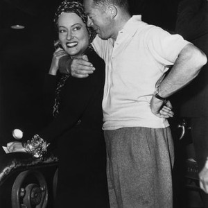 SUNSET BOULEVARD, from left: Gloria Swanson, director Billy Wilder, on set, 1950 sunsetblvd1950-fsct24(sunsetblvd1950-fsct24)