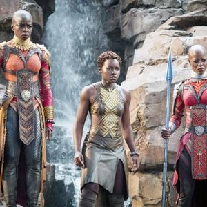 BLACK PANTHER, FROM LEFT: DANAI GURIRA, LUPITA NYONG'O, FLORENCE KASUMBA, 2018. PH: MATT KENNEDY/© MARVEL/© WALT DISNEY STUDIOS MOTION PICTURES