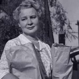 About Mrs. Leslie (1954) photo 4