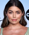 Hannah Ann Sluss profile thumbnail image