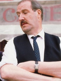 Allo 'Allo!: Season 1 | Rotten Tomatoes